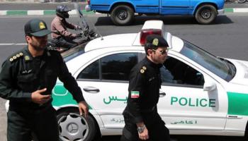عناصر من الشرطة الإيرانية