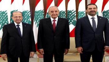 بري بين  الحريري وعون بمبادرة تسعى لإزالة عراقيل تشكيل الحكومة