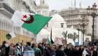 Algérie: face à l'interdiction des marches, le Hirak se réfugie sur les réseaux sociaux