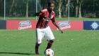 فوتبالیست ایتالیایی در 20 سالگی قربانی نژادپرستی شد
