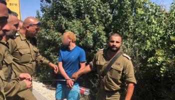 أحد المعتقلين