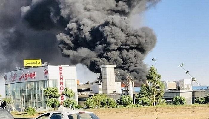 صورة متداولة للحريق الذي اندلع في مصنع أغذية غربي طهران