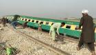 Pakistan'da iki hızlı tren çarpıştı: En az 35 kişi hayatını kaybetti