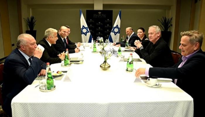 قادة الأحزاب المشكلة للحكومة الإسرائيلية