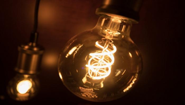 مصابيح الهالوجين تستهلك كمية كبيرة من الطاقة