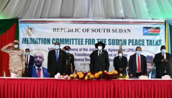 جانب من مراسم توقيع اتفاق السلام بالسودان - الفرنسية