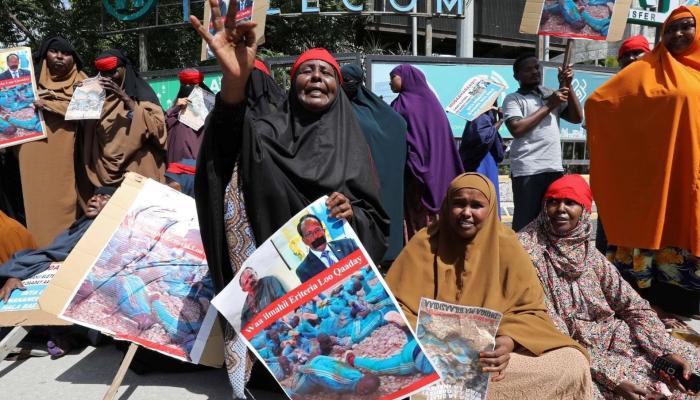 صوماليون يطالبون فرماجو بأطفالهم المجندين سرا