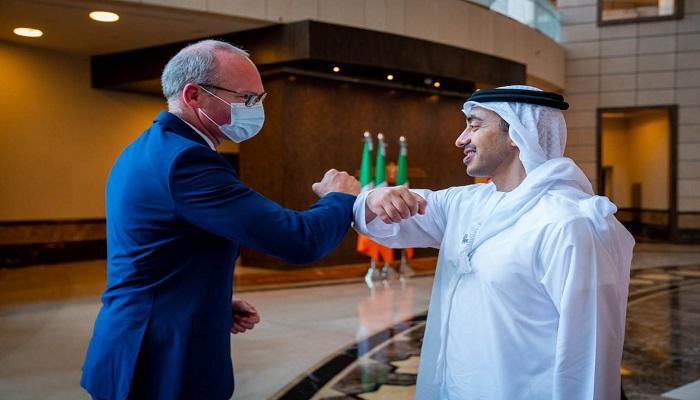 الشيخ عبدالله بن زايد آل نهيان وسايمون كوفيني