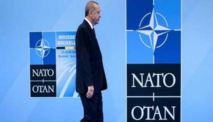 الرئيس التركي رجب طيب أردوغان في اجتماع حلف الناتو