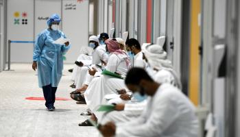 تطعيمات كورونا في الإمارات