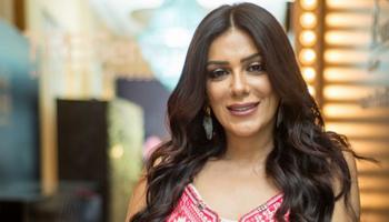 الفنانة إنجي المقدم 