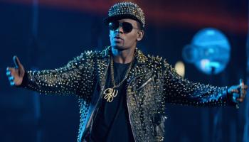 المغني آر كيلي