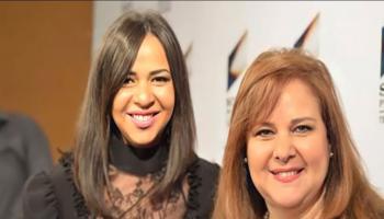 إيمي سمير غانم ووالدتها دلال عبدالعزيز