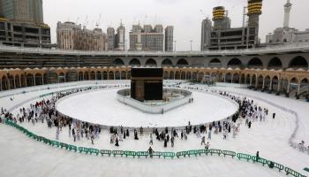 أداء فريضة الحج 1442 مشروط بالتطعيم ضد فيروس كورونا