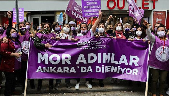 مظاهرات نسائية ضد الانسحاب التركي من الاتفاقية الأوروبية