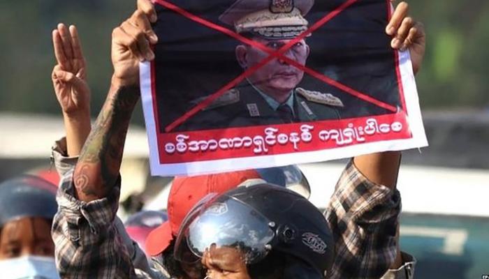 جانب من مظاهرات سابقة ضد قادة الجيش في ميانمار