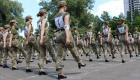 Ukraine : scandale autour d'un défilé de militaires en talons hauts