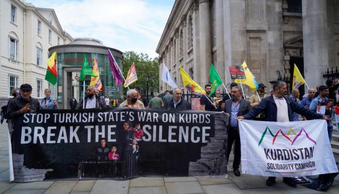 مظاهرات في فرنسا رفضا للعدوان التركي شمال العراق