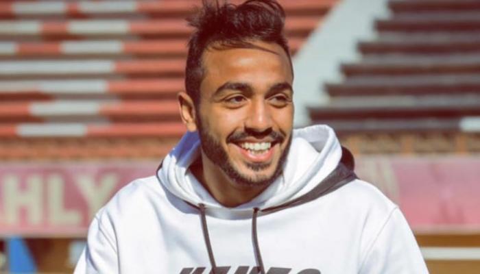 محمود كهربا لاعب الأهلي المصري