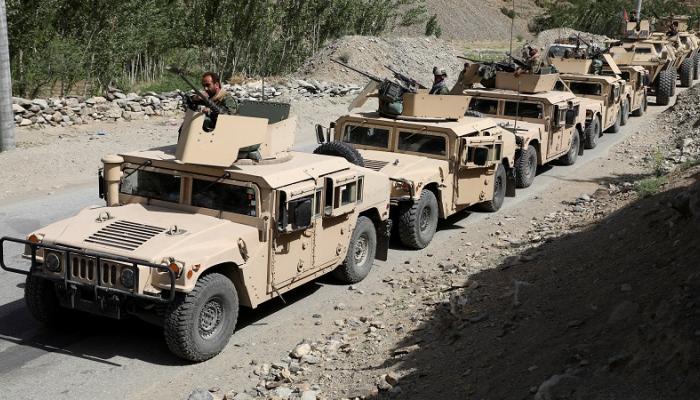 قوات الجيش الأفغاني في جبهات قتال طالبان- رويترز