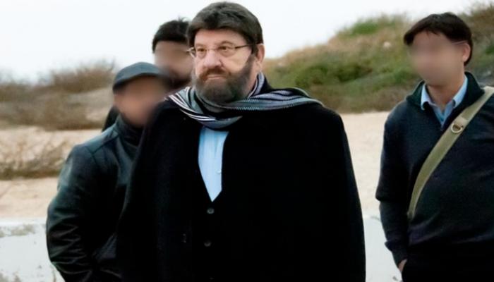 الرئيس الإسرائيلي رؤوبين ريفلين يتجول متنكرا