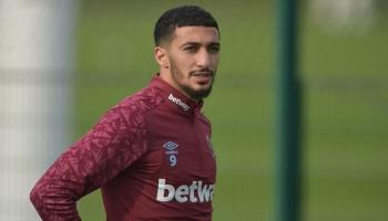 سعيد بن رحمة لاعب منتخب الجزائر وفريق وست هام