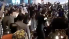 ویدئو | تظاهرات شبانه مردم حمیدیه در اعتراض به قطعی آب؛ تیراندازی به سمت مردم بی‌سلاح معترض