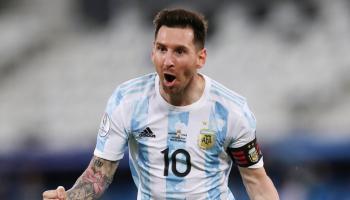 ليونيل ميسي قائد منتخب الأرجنتين
