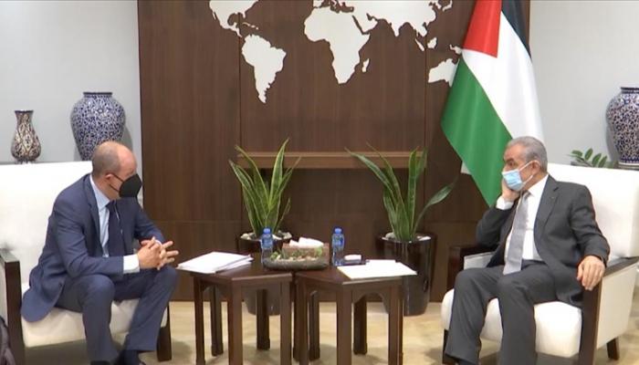 رئيس الوزراء الفلسطيني خلال لقاءه المبعوث الأمريكي