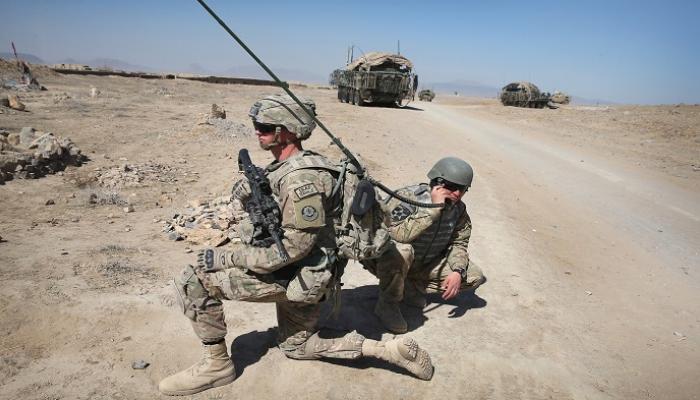 اثنين من القوات الأمريكية في أفغانستان