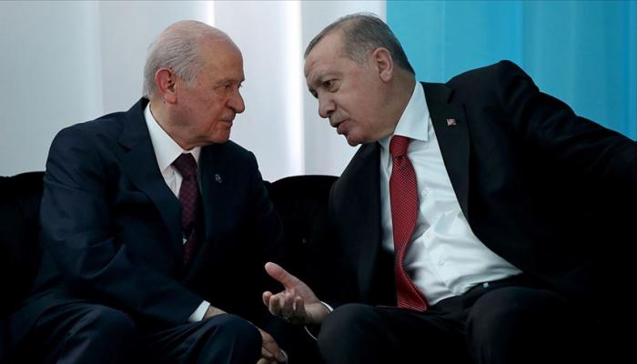 أردوغان وحليفه دولت باهتشه لي