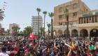 تونسيون يتدفقون للشوارع ابتهاجا بقرارات قيس سعيد
