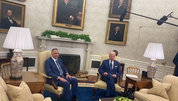 الرئيس الأمريكي جو بايدن خلال لقاء رئيس الوزراء العراقي مصطفى الكاظمي