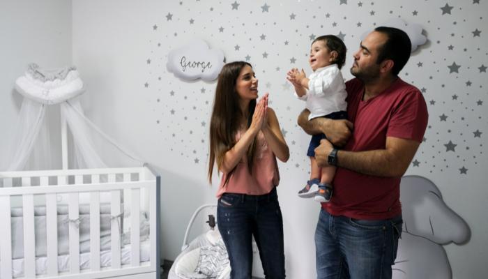 الطفل الرضيع جورج خنيصر يحتفل بعيده الأول