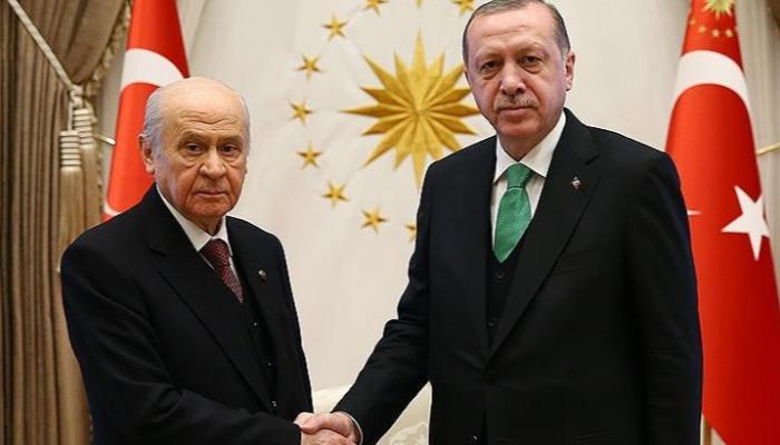 أردوغان وحليفه دولت باهتشه لي