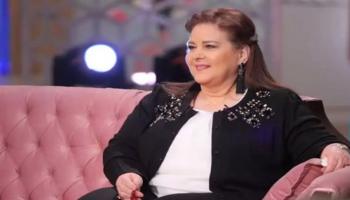 الفنانة دلال عبدالعزيز