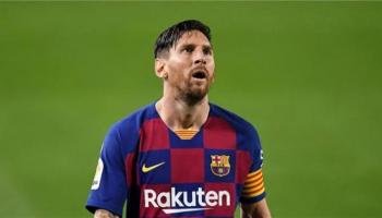 ليونيل ميسي نجم برشلونة السابق