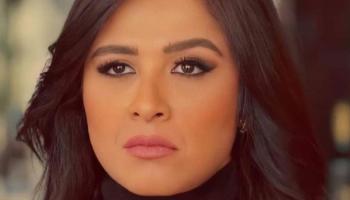 ياسمين عبد العزيز