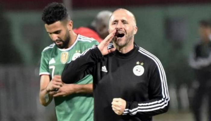 جمال بلماضي مدرب منتخب الجزائر ورياض محرز قائد الفريق