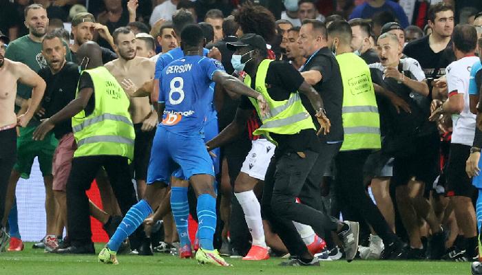 أحداث لقاء نيس ومارسيليا في الدوري الفرنسي