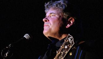 المغني الأمريكي دون إيفرلي