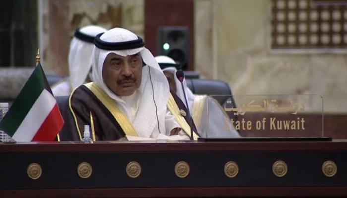 رئيس الوزراء الكويتي خلال قمة دول جوار العراق