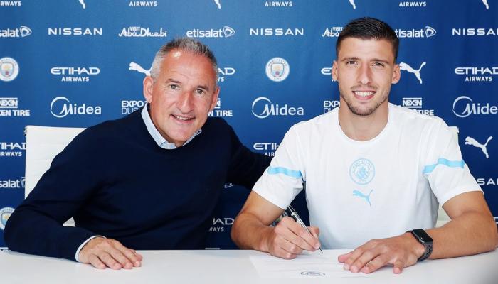 مدافع مانشستر سيتي روبن دياز