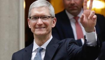 تيم كوك الرئيس التنفيذي لشركة أبل