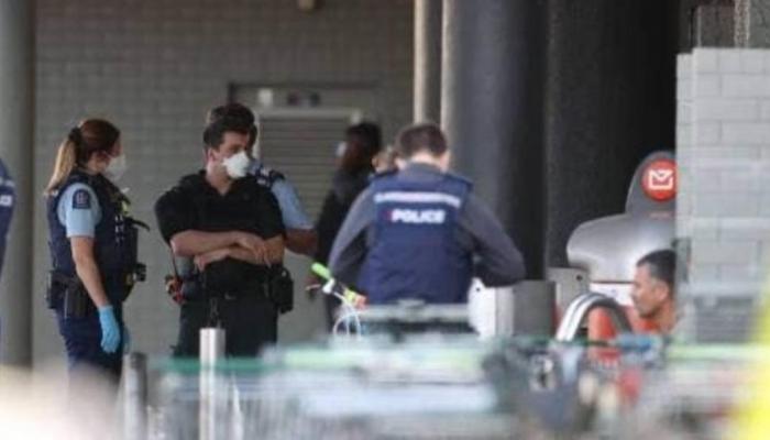 Yeni Zelanda'nın Auckland kentinde bıçaklı saldırı: En az 6 yaralı