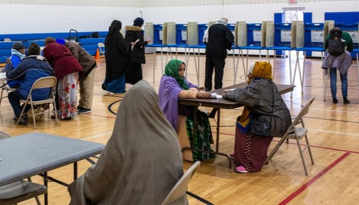 عملية تصويت سابقة بالانتخابات الصومالية - أ.ف.ب