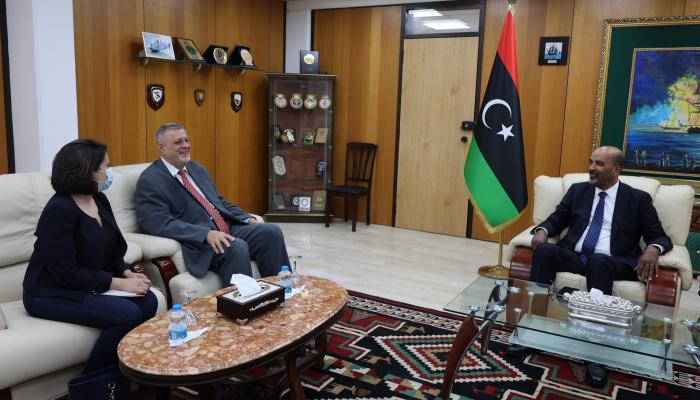 نائب المجلس الرئاسي والمبعوث الأممي