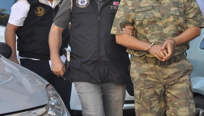 عملية اعتقال سابقة لعسكريين بتهمة الانتماء لجماعة غولن