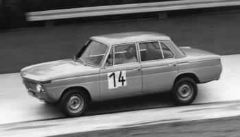 طراز BMW 1800 TI