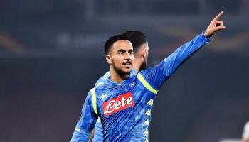 آدم وناس لاعب نابولي